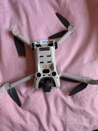 DJI Mini 4 Pro Fly More Combo con DJI RC 2