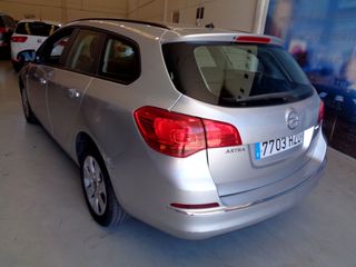 Opel Astra 2014