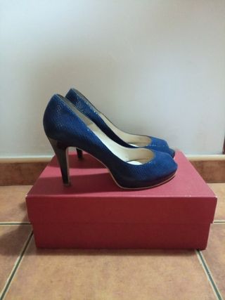 Zapatos Sacha London Azul Peep Toe Tacón 9 cm 