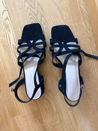 Sandalias Negras Tiras 