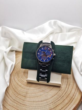 Reloj de hombre NUEVO Azul y Plateado
