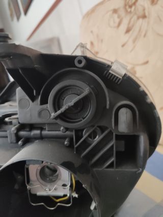 Faro Derecho Mercedes Clase E W211