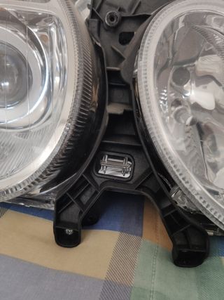 Faro Derecho Mercedes Clase E W211