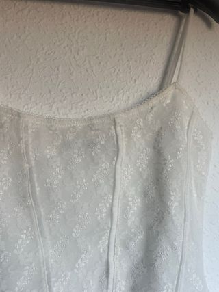 Top de encaje blanco