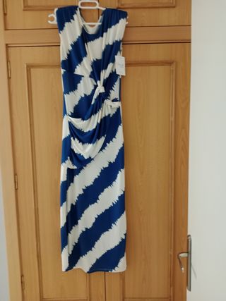 Vestido azul y blanco sin estrenar