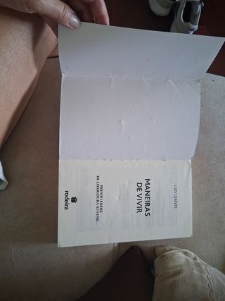 MANEIRAS DE VIVIR: Premio EDEBÉ de Literatura J...