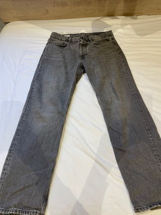 Vaqueros baggy grises hombre