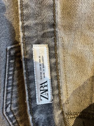 Vaqueros baggy grises hombre