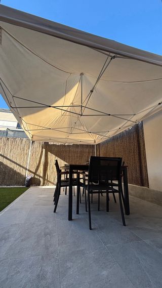 Carpa Plegable 3x4.5m + 4 bolsas de contrapeso