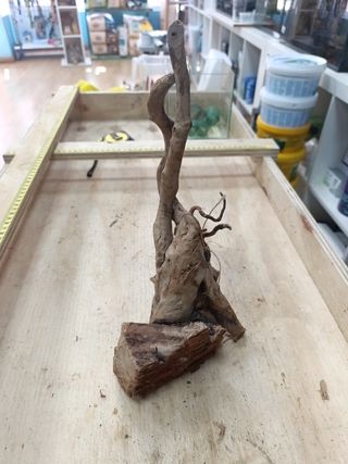 Raíz para acuario de madera