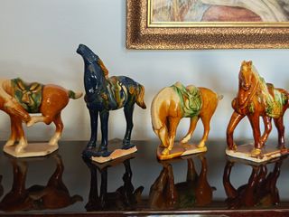 Caballos de porcelana chinos