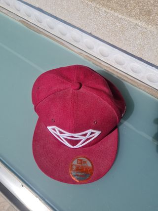 Gorra New Era 9FIFTY Roja Diamante