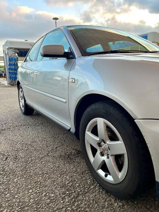 Audi A3 2002 ETIQUETA C