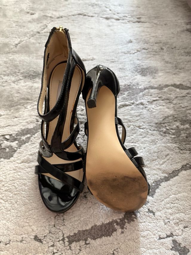 Sandalias Steve Madden Negras Tacón Alto