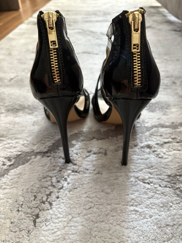 Sandalias Steve Madden Negras Tacón Alto