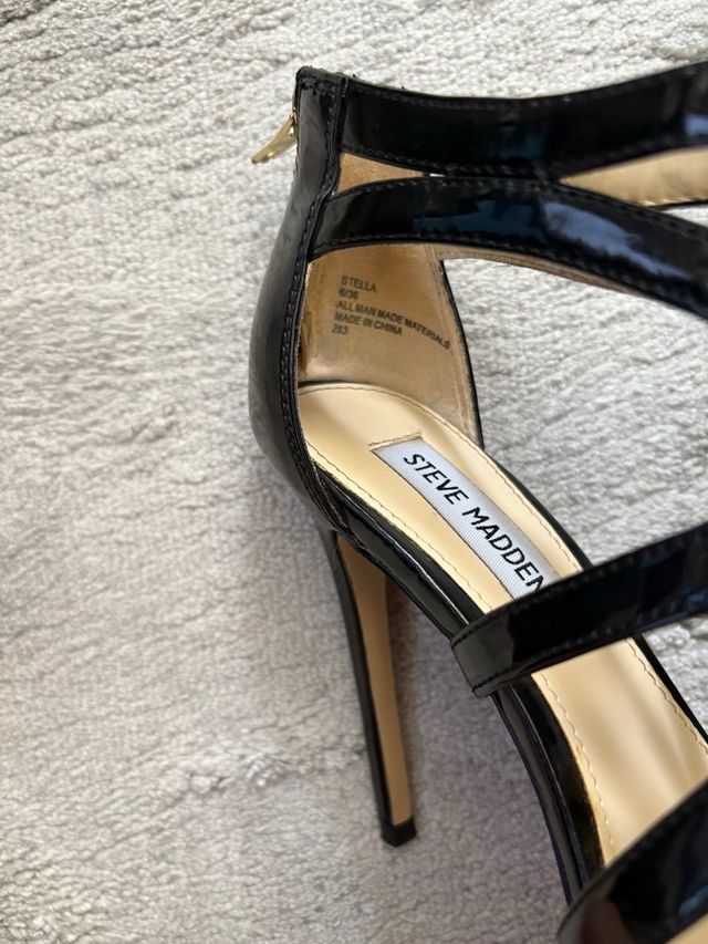 Sandalias Steve Madden Negras Tacón Alto