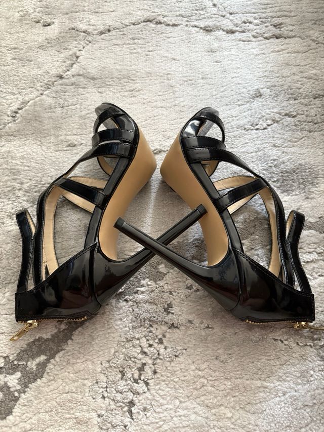 Sandalias Steve Madden Negras Tacón Alto