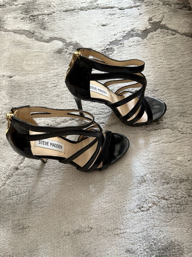Sandalias Steve Madden Negras Tacón Alto