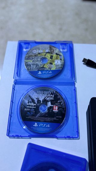2 PS4 Slim + 2 Mandos + 4 Juegos + Teclado + Ratón