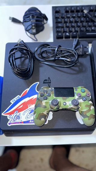 2 PS4 Slim + 2 Mandos + 4 Juegos + Teclado + Ratón
