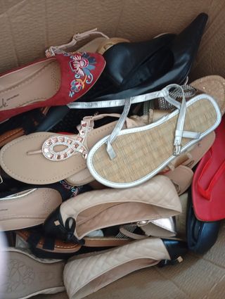 Sandalias y chanclas de mujer