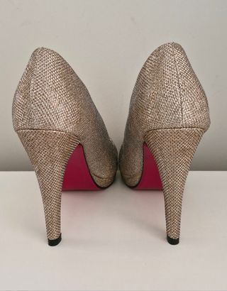 Zapatos de fiesta dorados brillantes talla 39