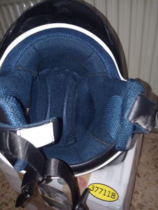 Casco de moto blanco