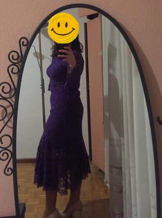 Vestido Morado Encaje Manga Campana