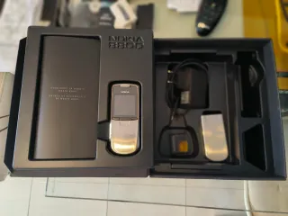 Nokia 8800 Vintage Metalizado
