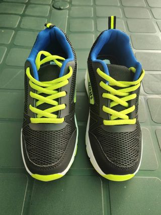 Zapatillas deportivas con ruedas