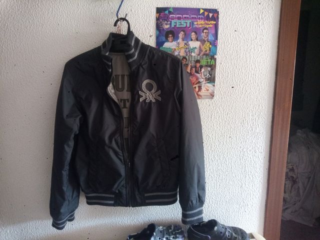 2 abrigos/anoraks niño 6-8 años