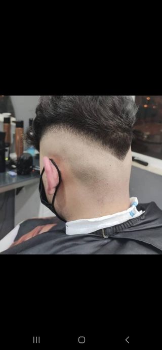 Busco trabajo como barbero