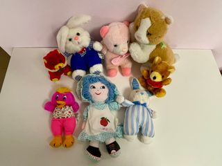 Lote de peluches y muñecos vintage