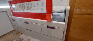 Cama juvenil con cajones