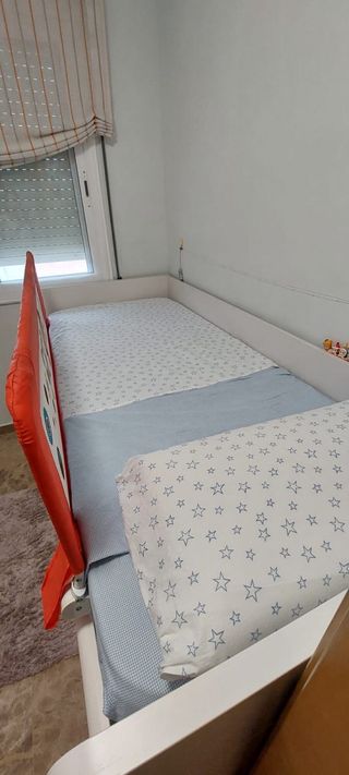 Cama juvenil con cajones