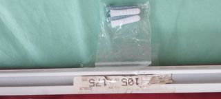 Estor enrollable rojo de tela