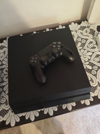 PS4 1TB + 3 Juegos