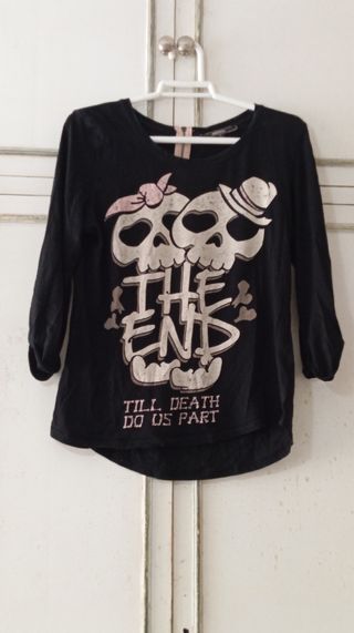 Camiseta Negra Calaveras The End
