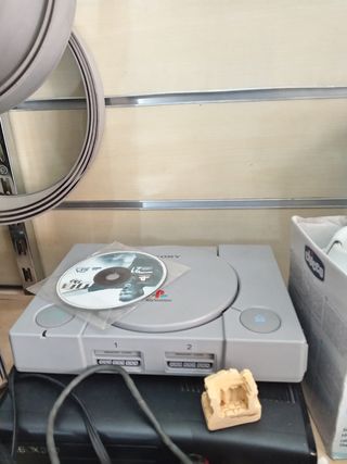 PlayStation 1 Sony Grigia