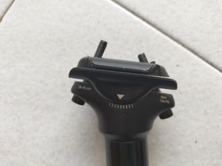 Tija telescópica Race Face Turbine.