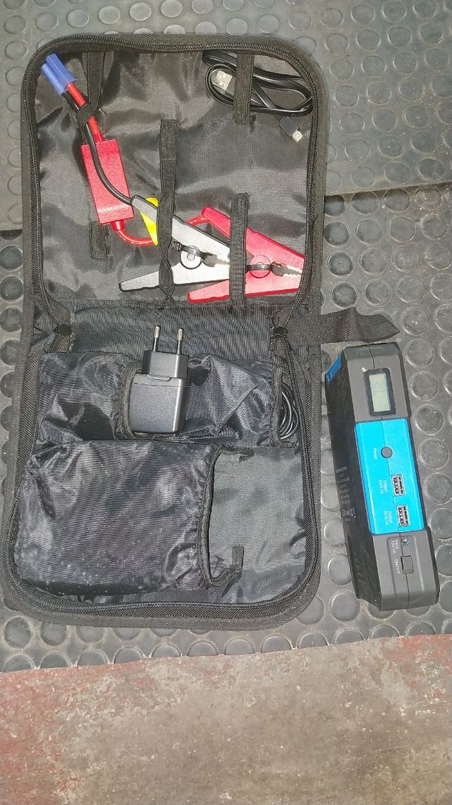 Arrancador Portátil D12 18000mAh