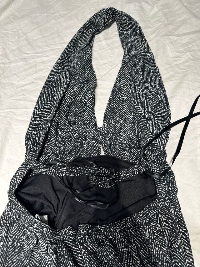 Vestido largo escote V espalda descubierta