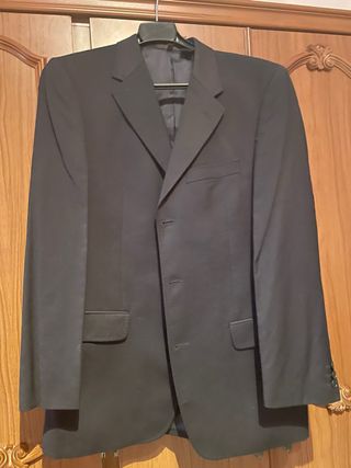 Traje de caballero azul marino