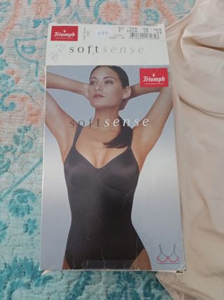 Body Triumph Beige 90B sin estrenar