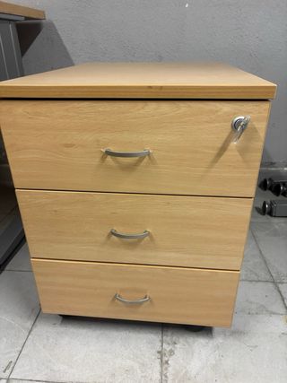 Cajoneras con ruedas de madera