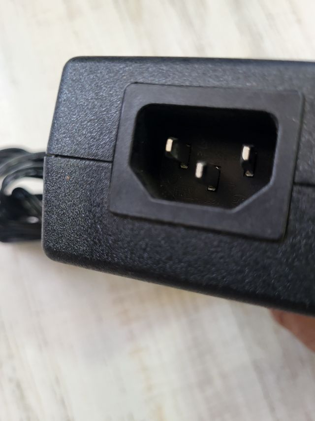 Adaptador de alimentação CA HP 0957-2084
