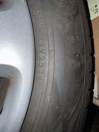 Neumático Yokohama Bluearth-GT AE51 195/65 R15 91V