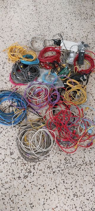 Lote 9kg Cables de Red y Más