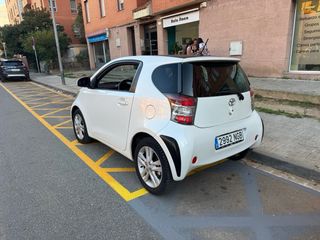 Toyota iQ 2009