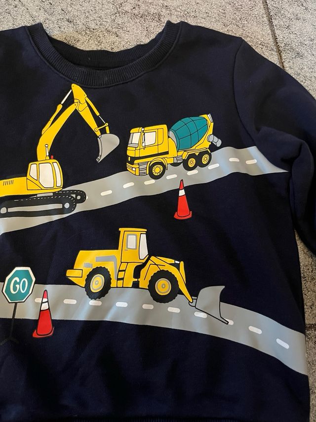 Sudadera infantil con estampado de camiones